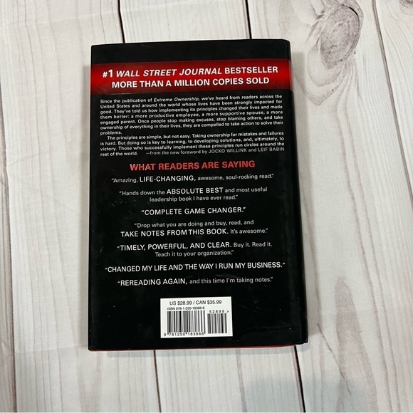 EUC Extreme Ownership by Jocko Willink and Leif Babin Black and White Hardcover - Picture 3 of 4